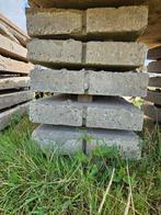 Te koop betonplaten 22 stuks, Doe-het-zelf en Verbouw, Overige Doe-het-zelf en Verbouw, Ophalen, Zo goed als nieuw