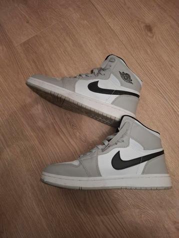 Nike schoenen beschikbaar voor biedingen