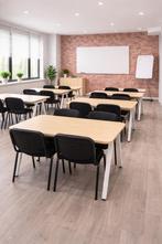 In hoogte verstelbare bureaus/tafels 140x90, Huis en Inrichting, Bureaus, Ophalen, Gebruikt