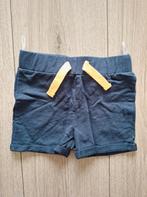Korte broek maat 80 C&A, Ophalen of Verzenden, Zo goed als nieuw, Meisje, Broekje