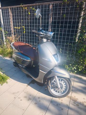 Peugeot Django 45km/h beschikbaar voor biedingen