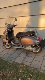 Vespa 300 GTS, Particulier, Scooter