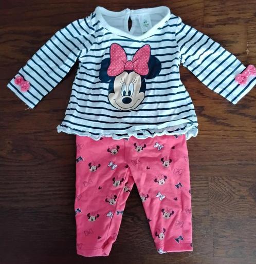 Leuk setje broek en shirtje Minnie Mouse maat 62 C&A, Kinderen en Baby's, Babykleding | Maat 62, Zo goed als nieuw, Meisje, Setje