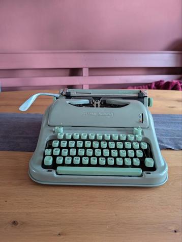 Hermes Media 3 typemachine beschikbaar voor biedingen
