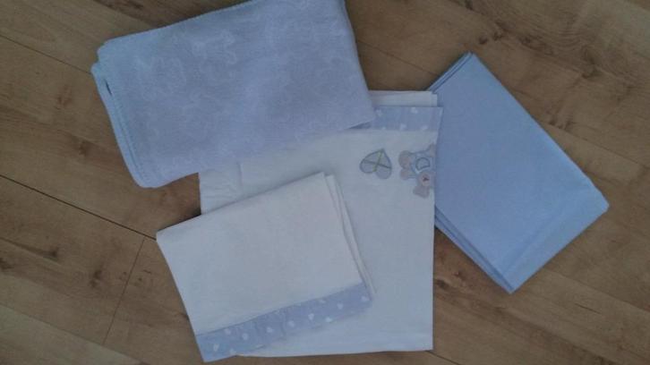 Laken en kussenhoes/kussensloop, Kinderen en Baby's, Kinderkamer | Beddengoed, Zo goed als nieuw, Overige typen, Wit, Jongetje of Meisje