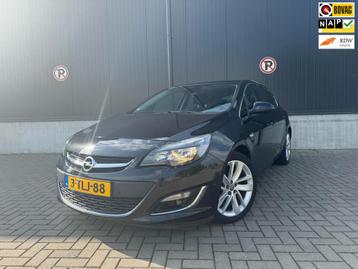 Opel Astra 1.4 Turbo Sport (120pk) 5-drs Navi | Cruise | cam beschikbaar voor biedingen