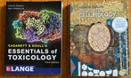 Essetial Cell Biology + Essentials of Toxicology, Ophalen of Verzenden, Zo goed als nieuw, Overige niveaus