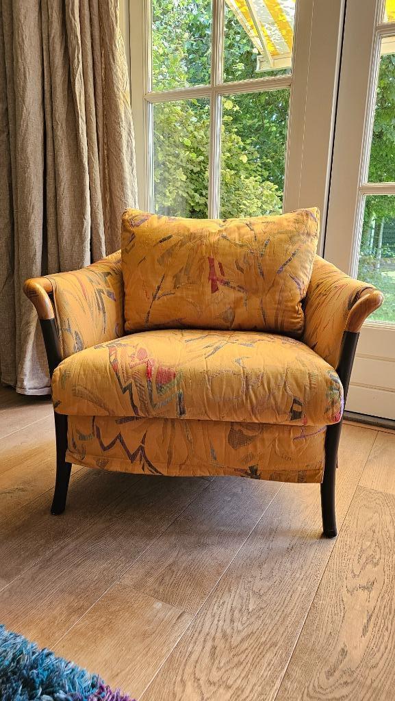 Fauteuil - Giorgetti Progetti Peggy 63370, Huis en Inrichting, Fauteuils, Gebruikt, Hout, Stof, Overige materialen, 75 tot 100 cm