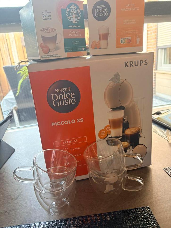 Dolce Gusto Piccolo XS - Compacte Koffiemachine, Witgoed en Apparatuur, Koffiezetapparaten, Nieuw, Koffiepads en cups, Koffiemachine