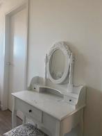 Kaptafel/make-up tafel met kruk (opknap), Huis en Inrichting, Tafels | Kaptafels, Ophalen, Gebruikt, 75 centimeter breed, 140 hoog, 40 diep ongv.