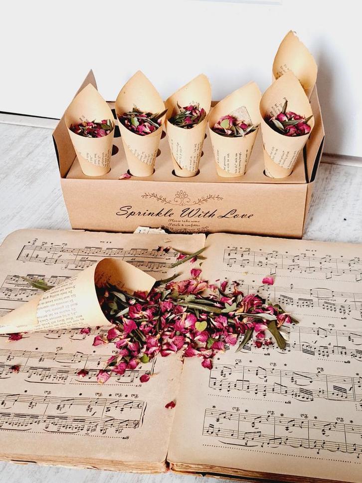 Confetti afbreekbaar van bloemen voor bruiloft, Kleding | Dames, Trouwkleding en Trouwaccessoires, Nieuw, Accessoires, Ophalen of Verzenden