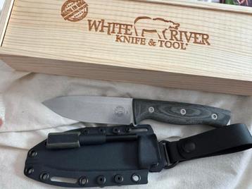 White River Knives Ursus 45 MagnaCut Black Green Micarta beschikbaar voor biedingen