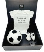 Kraamcadeau met voetbal - vele soorten bij Koetsiekoetsie, Kinderen en Baby's, Kraamcadeaus en Geboorteborden, Ophalen of Verzenden