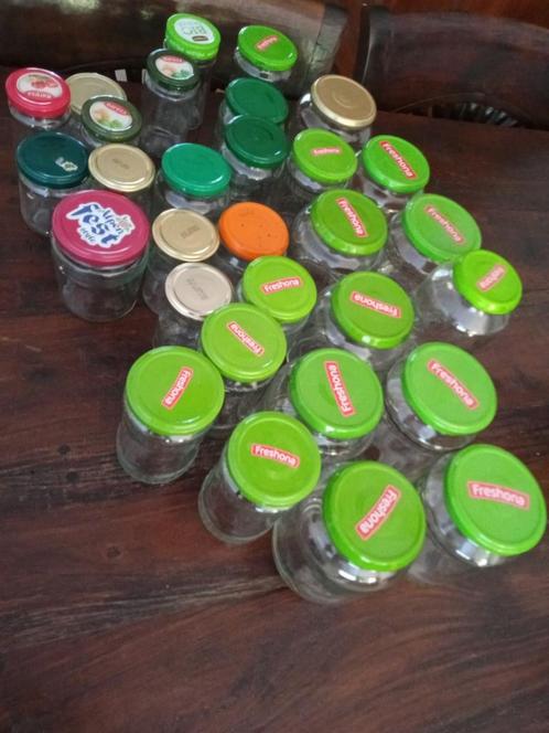 30 glazen potten met deksel., Hobby en Vrije tijd, Knutselen, Zo goed als nieuw, Materiaal, Ophalen