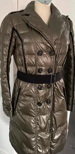 Fantastische goud/brons donsjas van Marccain N3 / 38, Kleding | Dames, Jassen | Winter, Verzenden, Zo goed als nieuw, Maat 38/40 (M)