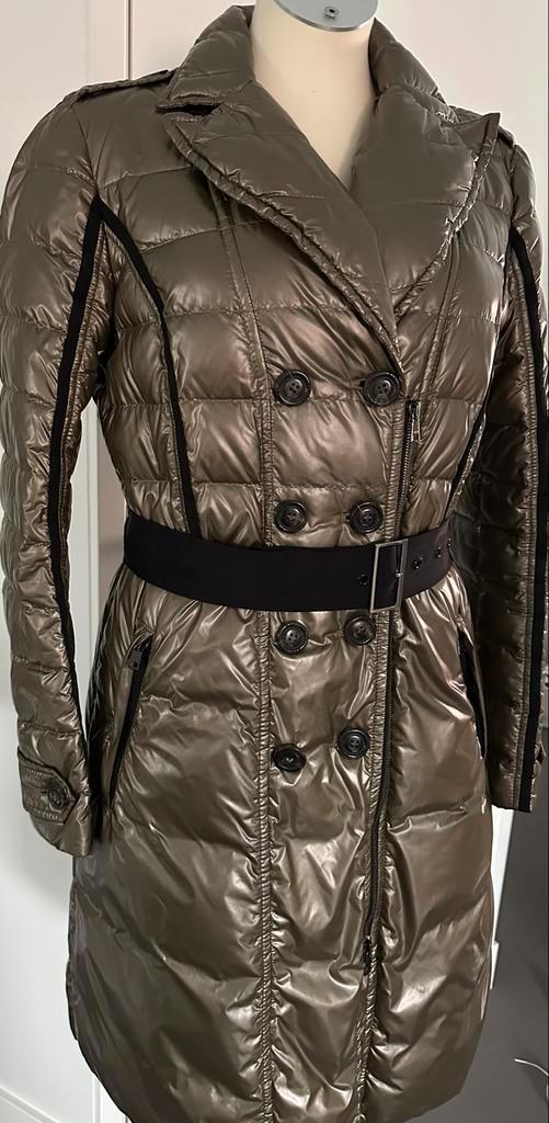 Fantastische goud/brons donsjas van Marccain N3 / 38, Kleding | Dames, Jassen | Winter, Zo goed als nieuw, Maat 38/40 (M), Overige kleuren