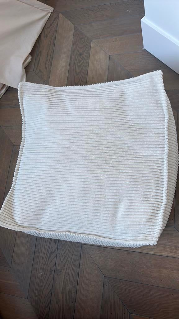 Wigimama poef, Ophalen, Zo goed als nieuw, Wanddecoratie