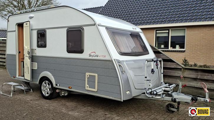 Kip Skyline 41 TDB incl. voortent en mover, Caravans en Kamperen, Caravans, Bedrijf, tot en met 4, 750 - 1000 kg, Treinzit, Kip