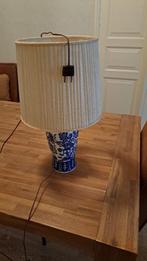 Tafellamp met blauw wit voet., Ophalen of Verzenden, Gebruikt, Minder dan 50 cm