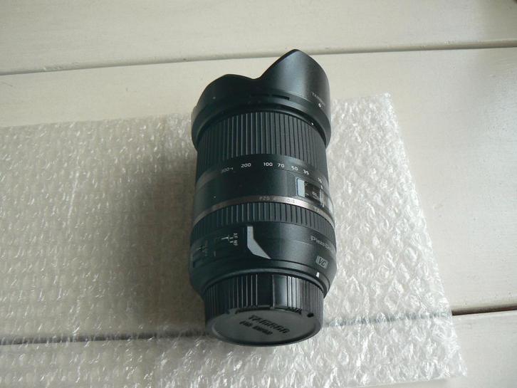 Nikon 16-300 + 16-50 + 50  + 18-105 + 18-200 + converter 1.4, Audio, Tv en Foto, Fotografie | Lenzen en Objectieven, Zo goed als nieuw