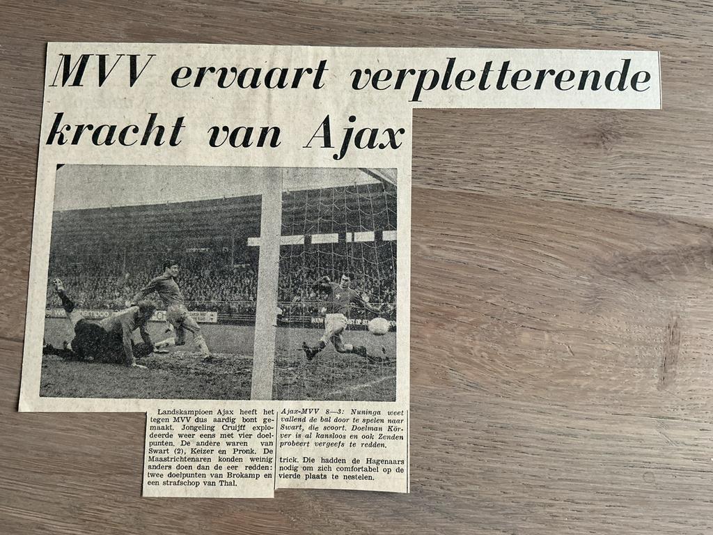 Voetbal krantenartikel Ajax MVV januari 1967, Ophalen of Verzenden, 1960 tot 1980, Knipsel(s)