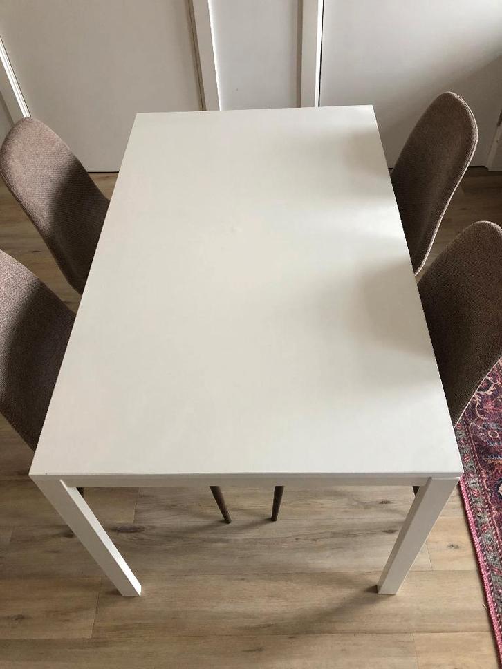 Witte Tafel Ikea Vihals, Huis en Inrichting, Tafels | Eettafels, Gebruikt, 50 tot 100 cm, 100 tot 150 cm, Rechthoekig, Ophalen