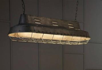 Metalen hanglamp beschikbaar voor biedingen