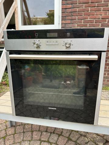 Siemens inbouw oven HT5H833 – 3,5 kW – werkend – Vaals beschikbaar voor biedingen