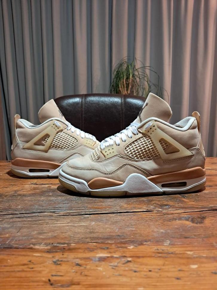 Air Jordan 4 Retro 'Shimmer' Size 38, Kleding | Dames, Schoenen, Gedragen, Sneakers of Gympen, Beige, Ophalen of Verzenden