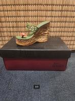 Just The Right Shoe Earth, Ophalen of Verzenden, Nieuw, Fantasy