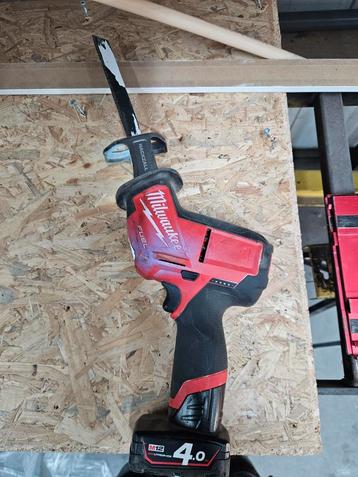 Milwaukee M12 CHZ reciprozaag beschikbaar voor biedingen