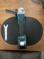 Makita 125mm slijptol, Ophalen of Verzenden, Zo goed als nieuw, 700 tot 1000 watt, Haakse handslijpmachine