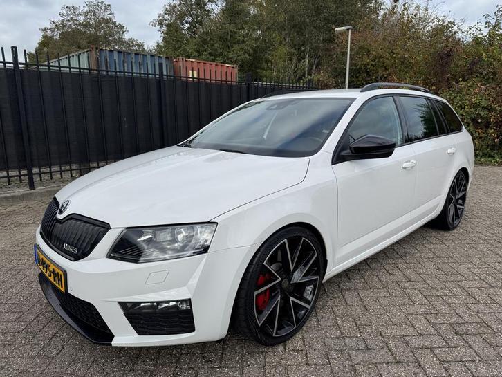Skoda Octavia Combi 2.0 TSI RS 220 PK 6 Versn Clima/Stoelver, Auto's, Skoda, Bedrijf, Te koop, Octavia, ABS, Airbags, Airconditioning
