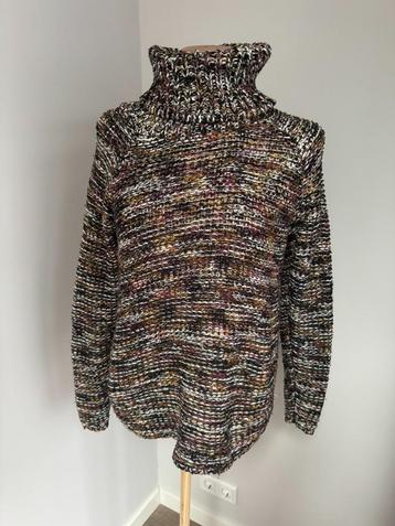 323 Dames trui Revelation beschikbaar voor biedingen