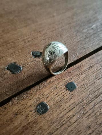 Zilveren ring 128 bolkop gegraveerd maat 16 beschikbaar voor biedingen