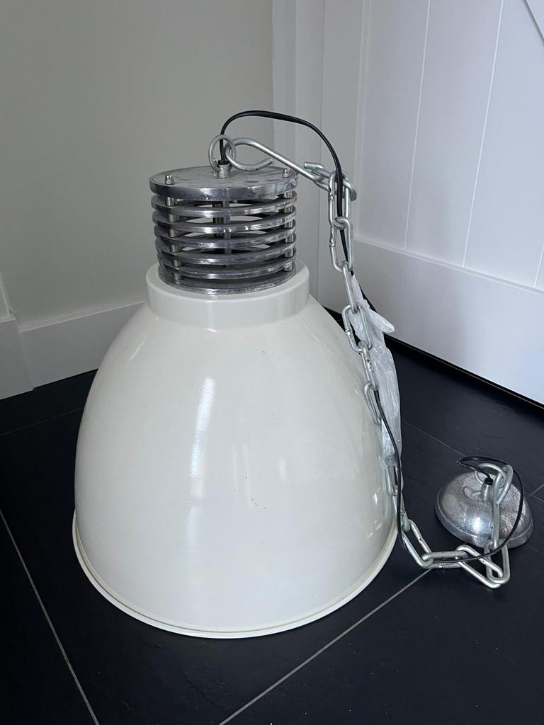 Industriele hanglamp wit en metaal 1 lamp, Ophalen, Gebruikt, Metaal, Minder dan 50 cm