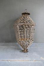 Vintage metalen kandelaar.om op te hangen, Antiek en Kunst, Verzenden