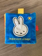 Iedereen Slaapt Knisperboekje - Nijntje - Dick Bruna, Ophalen of Verzenden, Zo goed als nieuw