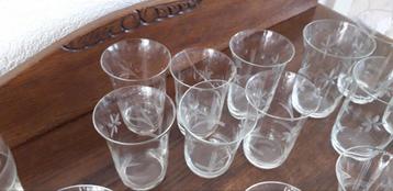 Vintage Glasservies met Bloemmotief - 22 Delig beschikbaar voor biedingen