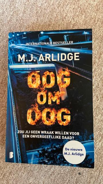 M.J. Arlidge - Oog om oog beschikbaar voor biedingen