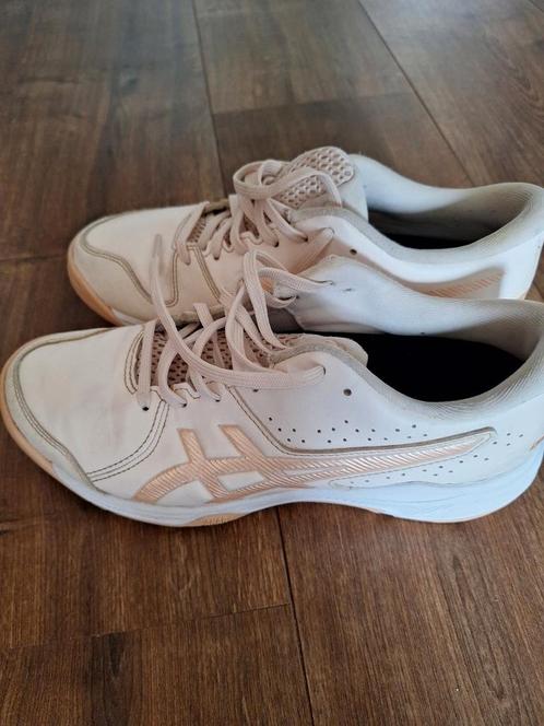 Asics GEL-LETHAL FIELD maat 39, Sport en Fitness, Hockey, Zo goed als nieuw, Schoenen, Ophalen of Verzenden