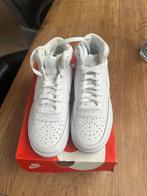 Nike Air Jordans, Kleding | Dames, Schoenen, Wit, Nieuw, Ophalen of Verzenden, Sneakers of Gympen