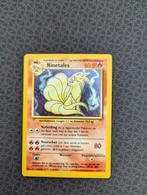 Ninetales Holo #12 Pokemon Base Set, Hobby en Vrije tijd, Verzamelkaartspellen | Pokémon, Ophalen of Verzenden, Zo goed als nieuw