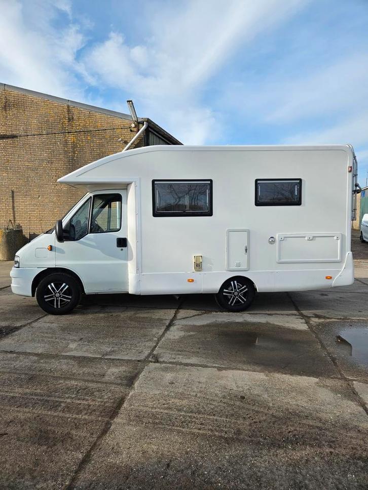 Fiat Ducato Camper Zelfbouw - Unieke Buscamper!, Caravans en Kamperen, Campers, Particulier, tot en met 2, Buscamper of Camperbus