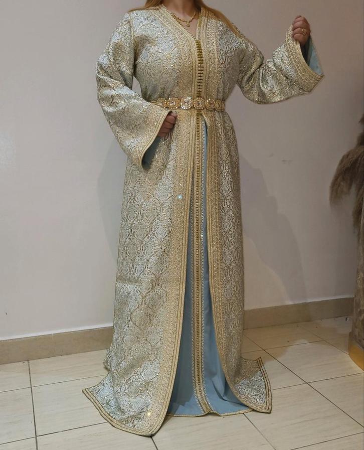 Takchita’s te huur vanaf 70,-, Kleding | Dames, Gelegenheidskleding, Nieuw, Overige typen, Maat 38/40 (M), Ophalen