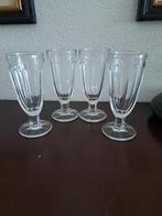 set van 4 vintage milkshake / dirty soda / ijsglazen op voet, Ophalen of Verzenden