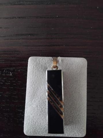 Ketting HANGER beschikbaar voor biedingen