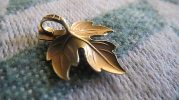 585 gouden ketting hanger, esdoornblad, 18x15mm beschikbaar voor biedingen