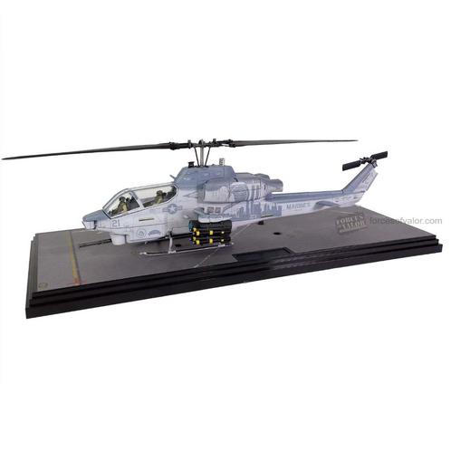 AH-1W Cobra Helicopter US Marines Forces Of Valor 820004A-2, Verzamelen, Luchtvaart en Vliegtuigspotten, Nieuw, Schaalmodel, Verzenden
