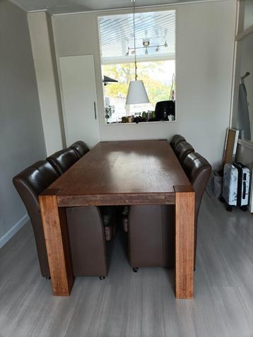 Massieve Houten Tafel - 220x100cm beschikbaar voor biedingen